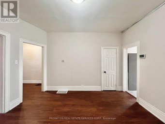 17 WINNIFRED AVENUE Toronto (South Riverdale) Ontario photo 9