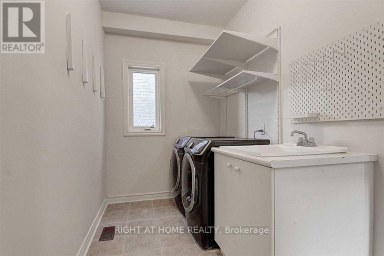 57 BAYSWATER AVENUE Richmond Hill (Oak Ridges Lake Wilcox) Ontario photo 5