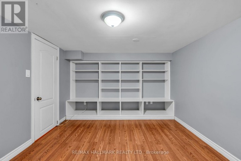 65 KIRKNEWTON ROAD, Toronto (Caledonia-Fairbank), Ontario, M6E3X9