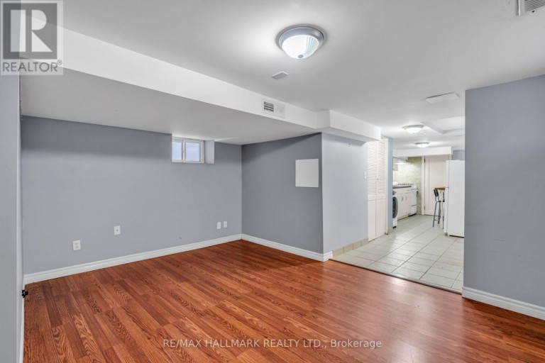 65 KIRKNEWTON ROAD, Toronto (Caledonia-Fairbank), Ontario, M6E3X9
