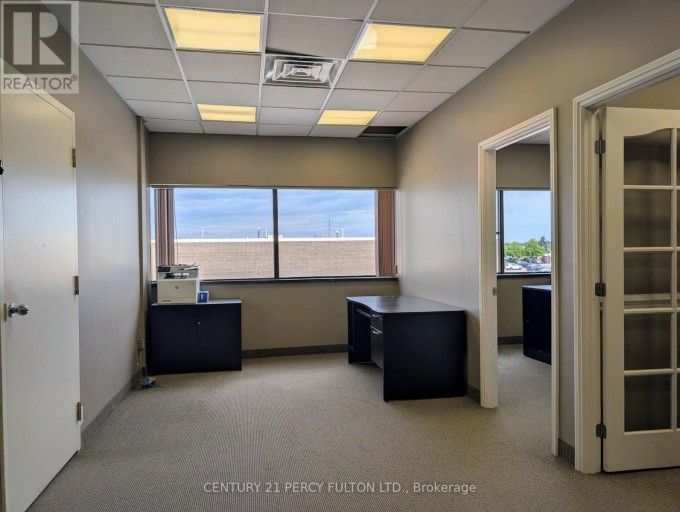 211 - 2913 KENNEDY ROAD, Toronto (Milliken), Ontario, M1V1S8
