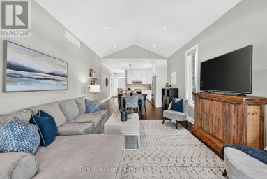 91 ORR STREET Stratford Ontario photo 14