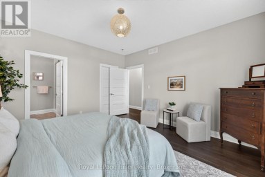 91 ORR STREET Stratford Ontario photo 25