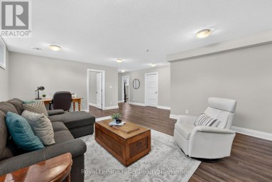 91 ORR STREET Stratford Ontario photo 29