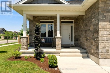 91 ORR STREET Stratford Ontario photo 5