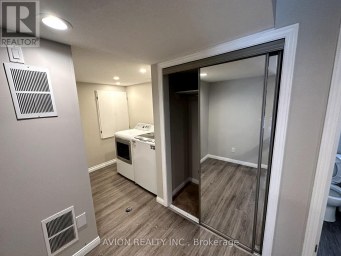 BSMT - 38 RUSH ROAD Aurora (Bayview Wellington) Ontario photo 4