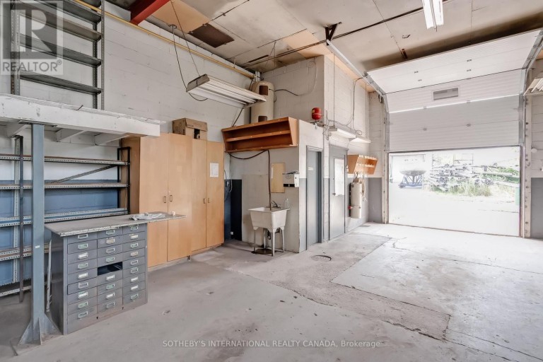 3 - 1505 SPEERS ROAD, Oakville (SW Southwest), Ontario, L6L2X5