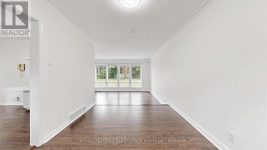 3 GREENGATE ROAD Toronto (Banbury-Don Mills) Ontario photo 13