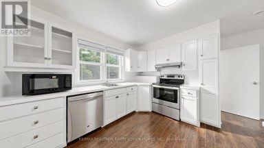 3 GREENGATE ROAD Toronto (Banbury-Don Mills) Ontario photo 14
