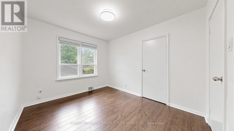 3 GREENGATE ROAD, Toronto (Banbury-Don Mills), Ontario, M3B1E7