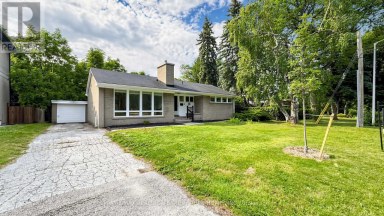 3 GREENGATE ROAD Toronto (Banbury-Don Mills) Ontario photo 2