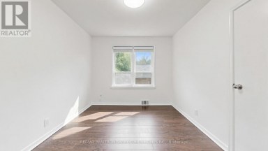 3 GREENGATE ROAD Toronto (Banbury-Don Mills) Ontario photo 20