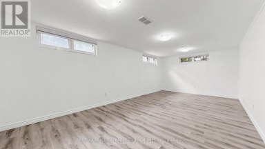 3 GREENGATE ROAD Toronto (Banbury-Don Mills) Ontario photo 35