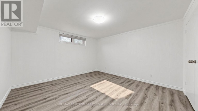 3 GREENGATE ROAD, Toronto (Banbury-Don Mills), Ontario, M3B1E7