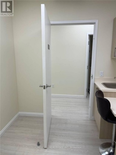 65 BALDWIN STREET, Whitby (Brooklin), Ontario, L1M1A3