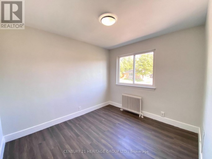 3 - 174 GROVE STREET E, Barrie (Wellington), Ontario, L4M2P7