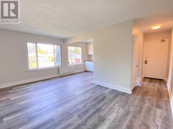 3 - 174 GROVE STREET E, Barrie (Wellington), Ontario, L4M2P7