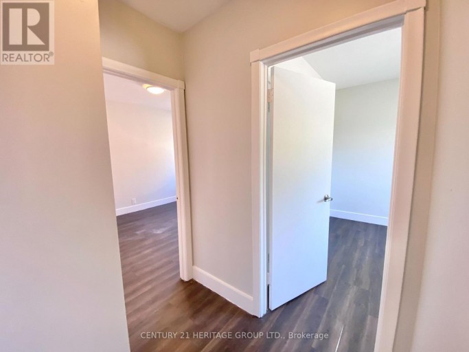 3 - 174 GROVE STREET E, Barrie (Wellington), Ontario, L4M2P7