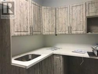 7 - 279 KENILWORTH AVENUE N Hamilton (Crown Point) Ontario photo 4