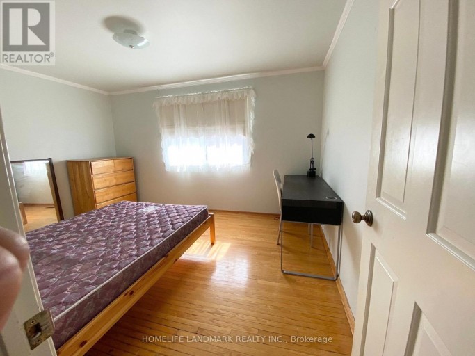 105 WHITEHORN CRESCENT, Toronto (Don Valley Village), Ontario, M2J3B1