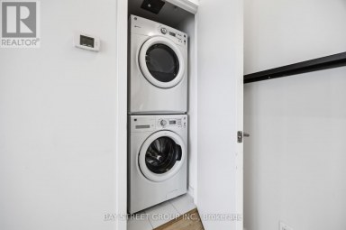 4304 - 2212 LAKE SHORE BOULEVARD W Toronto (Mimico) Ontario photo 30