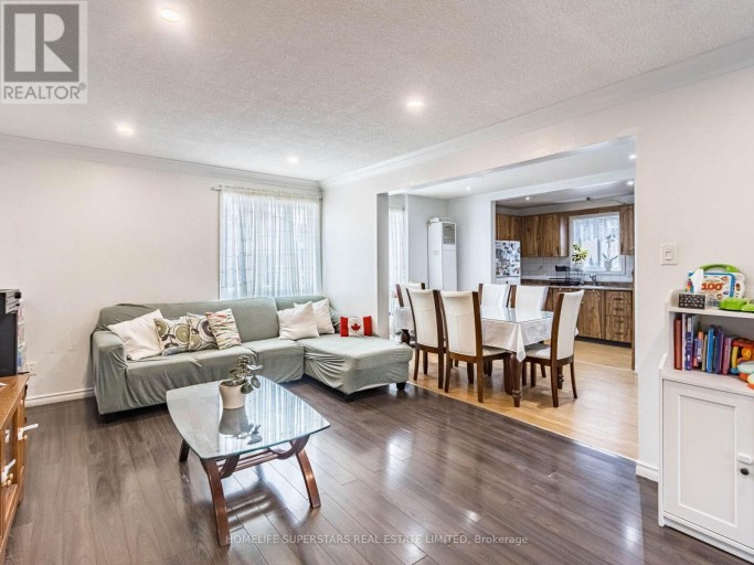 3 HALEY COURT, Brampton (Central Park), Ontario, L6S1N6