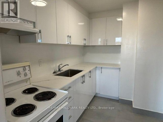 2-611 - 515 NORTH SERVICE ROAD, Mississauga (Cooksville), Ontario, L5A1B3