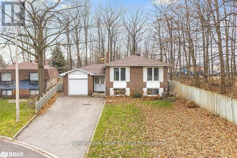 UPPER UNIT - 7 ROSEDALE PLACE, Barrie (Cundles East), Ontario, L4M5E7