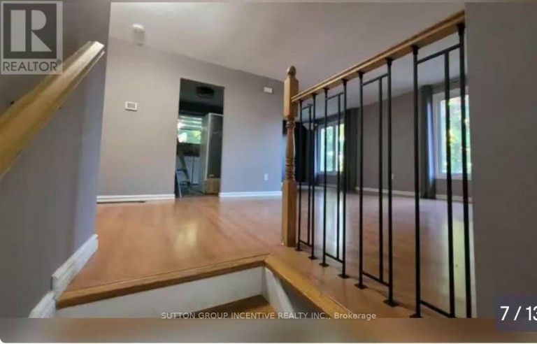 UPPER UNIT - 7 ROSEDALE PLACE, Barrie (Cundles East), Ontario, L4M5E7