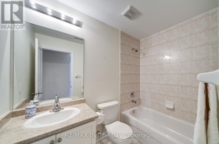 30 ALLEGRA DRIVE, Wasaga Beach, Ontario, L9Z0H1