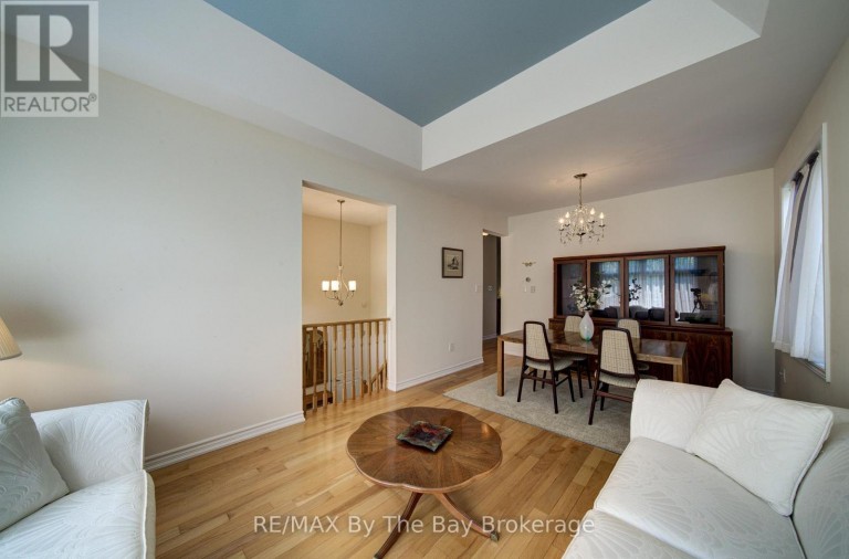 30 ALLEGRA DRIVE, Wasaga Beach, Ontario, L9Z0H1