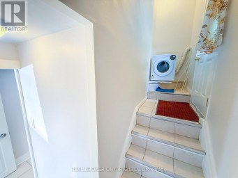 LOWER LEVEL - 14 GOOCH COURT Toronto (Lambton Baby Point) Ontario photo 4