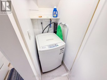 LOWER LEVEL - 14 GOOCH COURT Toronto (Lambton Baby Point) Ontario photo 6