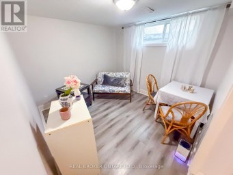 LOWER LEVEL - 14 GOOCH COURT Toronto (Lambton Baby Point) Ontario photo 9