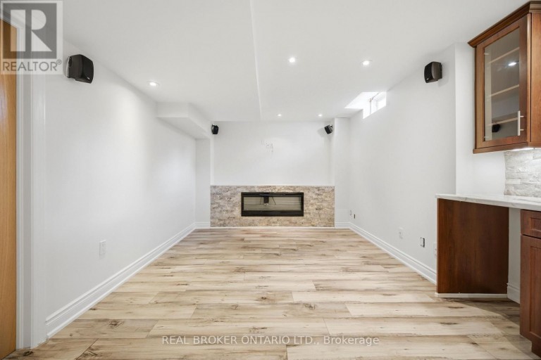 3277 PAUL HENDERSON DRIVE, Mississauga (Churchill Meadows), Ontario, L5M0H5