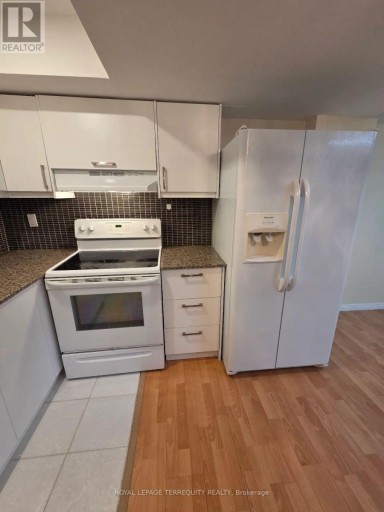 BSMT - 16 ROYAL CHAPIN CRESCENT, Richmond Hill (Westbrook), Ontario, L4S1Z9