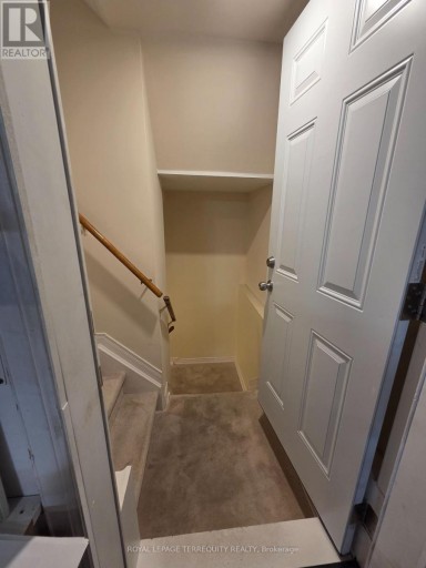 BSMT - 16 ROYAL CHAPIN CRESCENT, Richmond Hill (Westbrook), Ontario, L4S1Z9