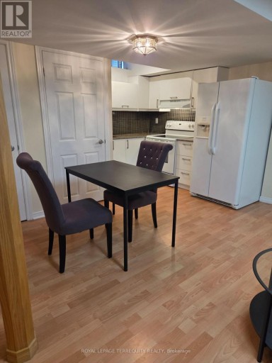 BSMT - 16 ROYAL CHAPIN CRESCENT, Richmond Hill (Westbrook), Ontario, L4S1Z9