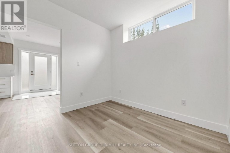 1 - 1925 LAWRENCE AVENUE W, Toronto (Weston), Ontario, M9N1G8