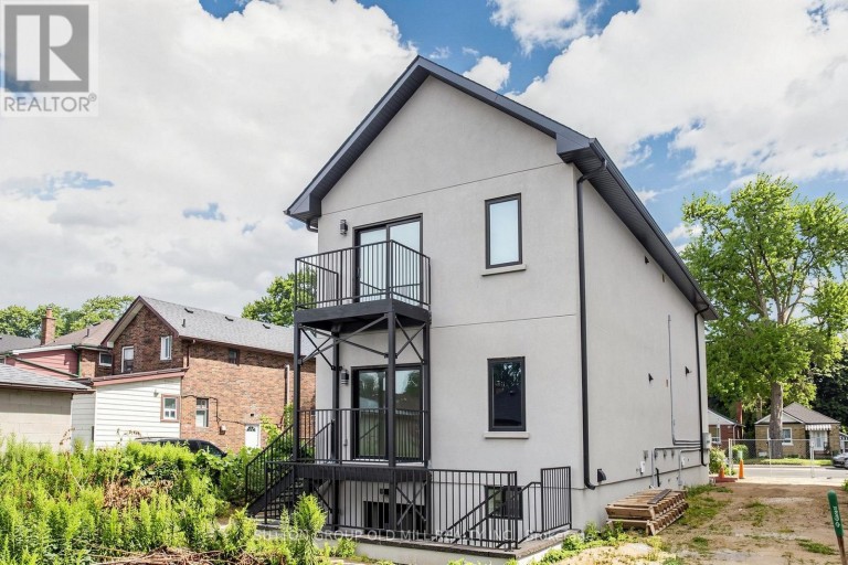 1 - 1925 LAWRENCE AVENUE W, Toronto (Weston), Ontario, M9N1G8