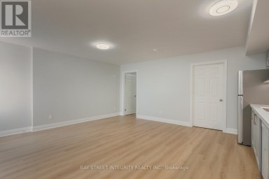 BSM - 19 D'ARCY STREET Toronto (Kensington-Chinatown) Ontario photo 5