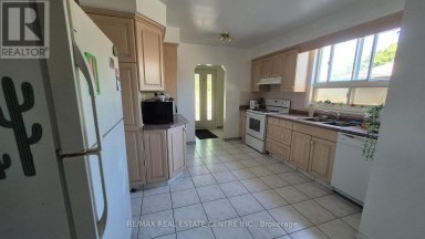 UPPER - 71 GUNTON DRIVE Toronto (West Humber-Clairville) Ontario photo 10