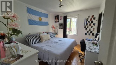 UPPER - 71 GUNTON DRIVE Toronto (West Humber-Clairville) Ontario photo 17