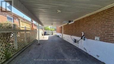 UPPER - 71 GUNTON DRIVE Toronto (West Humber-Clairville) Ontario photo 5