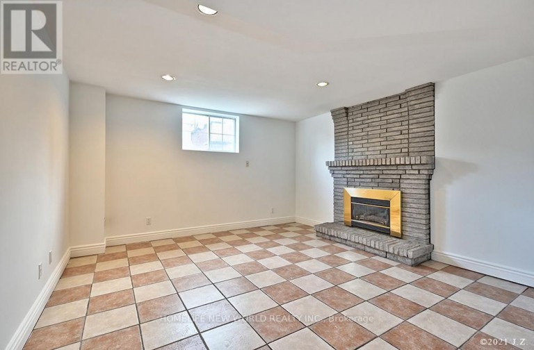 LOWER - 298 MCKEE AVENUE, Toronto (Willowdale East), Ontario, M2N4E3