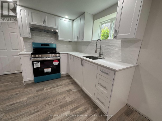 BSMT - 11 WHITE ABBEY PARK, Toronto (Wexford-Maryvale), Ontario, M1R4R3