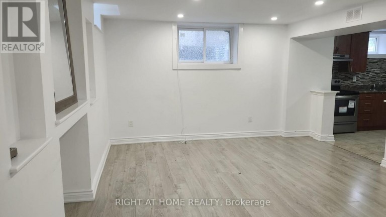 BSMT - 1 VIA AVELLINO ROAD, Vaughan (Vellore Village), Ontario, L4H0Y1