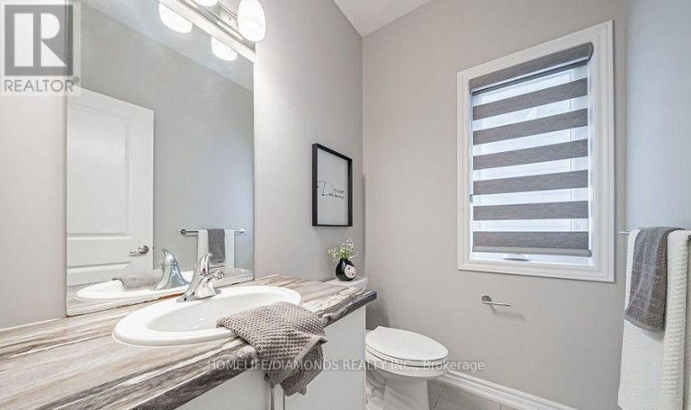 112 BETHUNE AVENUE, Welland (Lincoln/Crowland), Ontario, L3B5T8