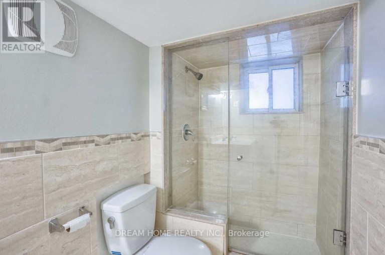 BASEMEN - 401 CRAWFORD STREET, Toronto (Trinity-Bellwoods), Ontario, M6J2W1