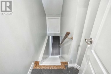 BASEMEN - 401 CRAWFORD STREET Toronto (Trinity-Bellwoods) Ontario photo 4